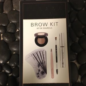 Anastasia Beverly Hills Makeup - New Anastasia BH Brow Kit Anastasia Beverly Hills Makeup - New Anastasia BH Brow Kit